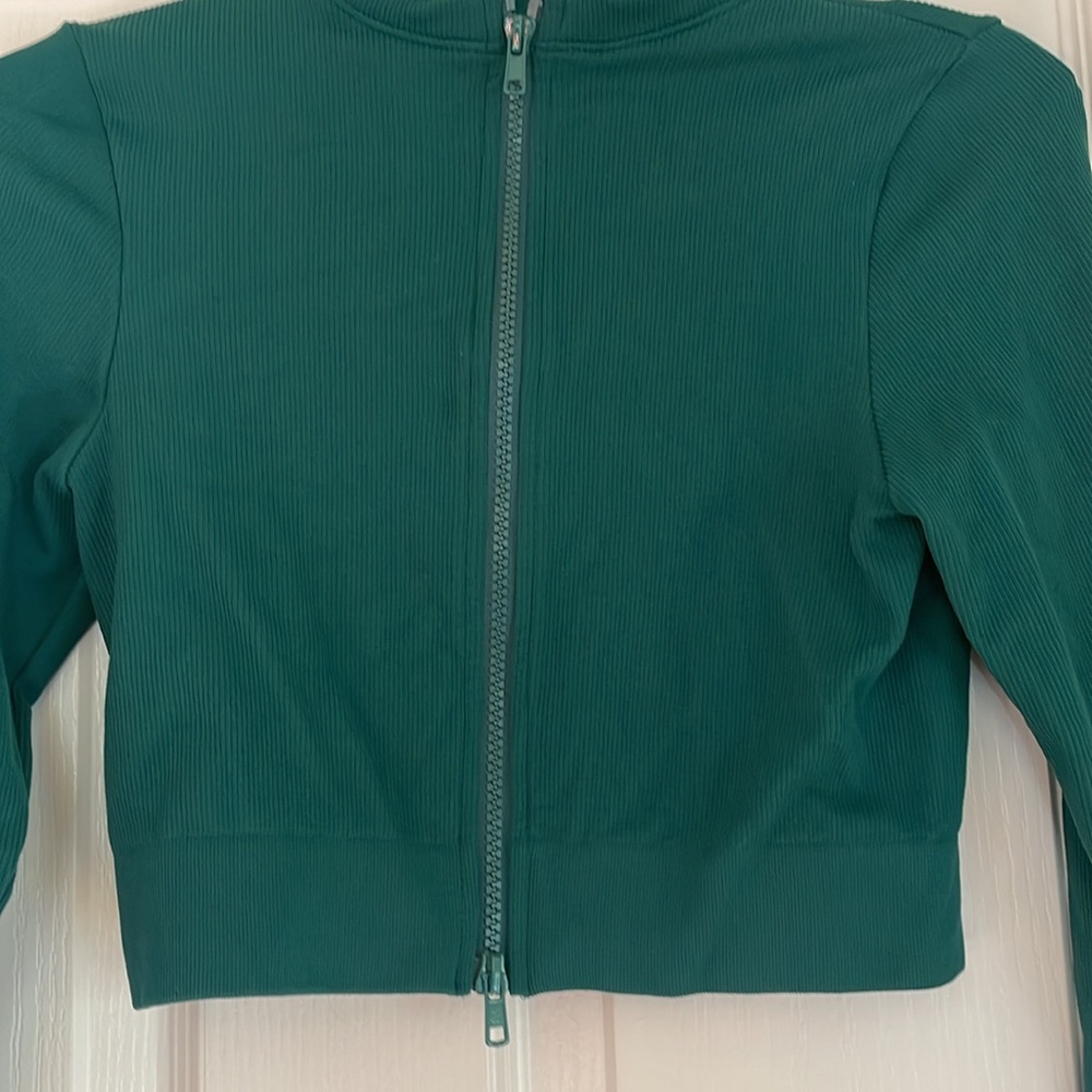 Forest Green Set Active Crop Jacket M Euc - image 2